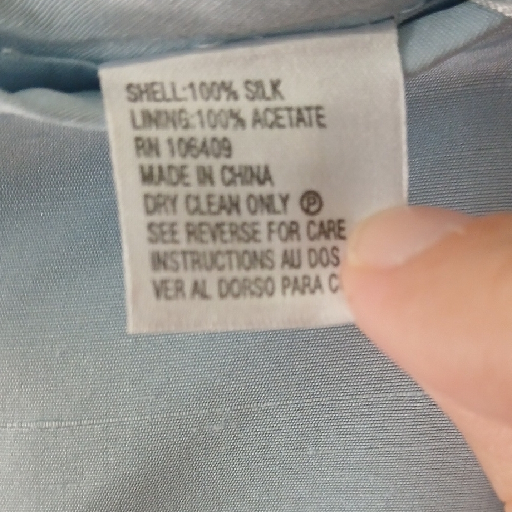 Tahari Pale Blue Silk Skirt Suit Size 6P - Picture 11 of 11